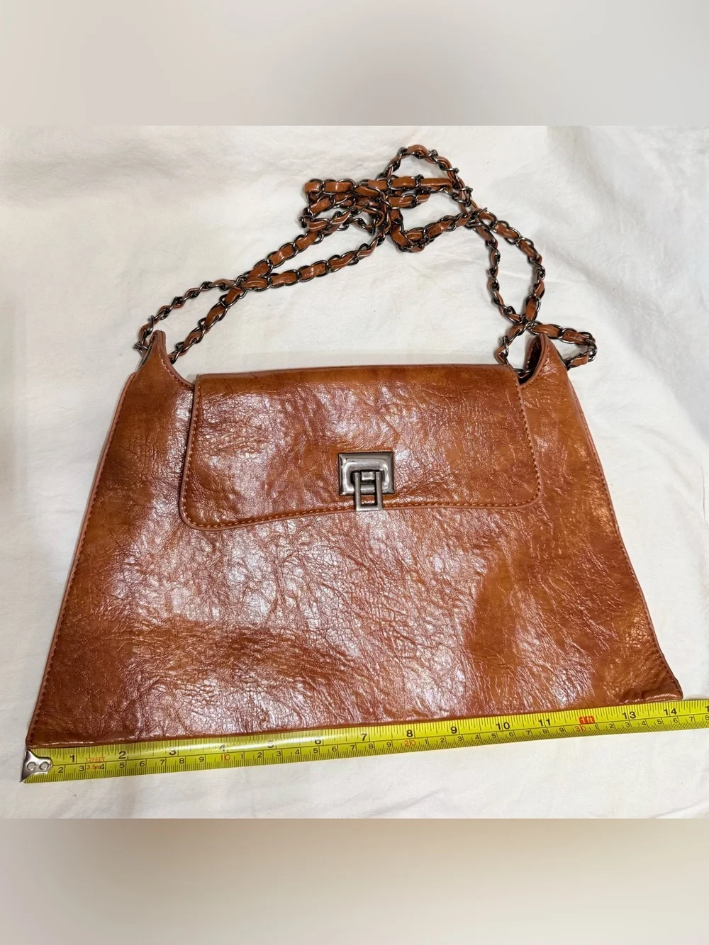 Vintage Style Brown Textured Trapezoid Chain Shoulder Bag
